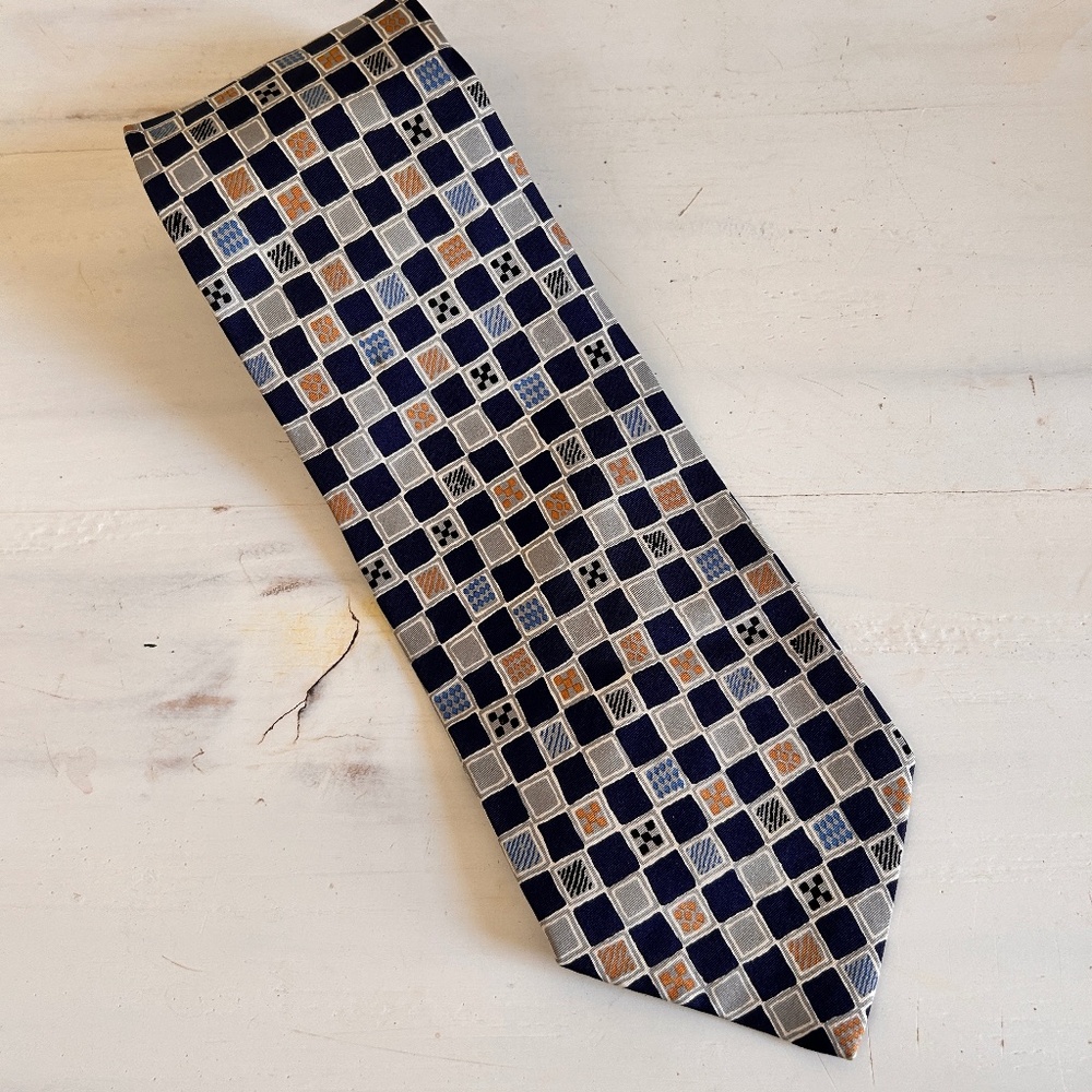 Valentino Men's Silk Necktie Blue |Gray square Italian silk 55"X 3.75" Excellent